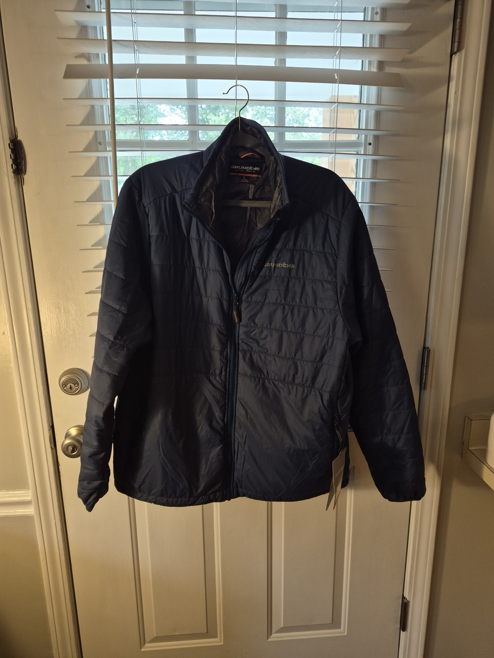 Grunden's Men's Lightweight Navy Quilted Puffer Primaloft Jacket Size L
